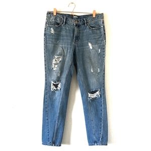 BDG Slim Boyfriend Distressed Denim Jeans Size 27